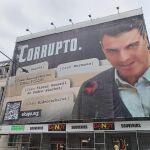 Diputada del PP Ana Vázquez celebra la lona de Hazte Oír contra Sánchez: "Una buena mañana en el Congreso"