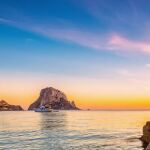 Los mejores enclaves para ver amanecer en la isla de Ibiza