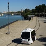 Autobús autónomo que circula por el Puerto de Sevilla