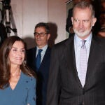 Los Reyes Letizia y Felipe en la 86ª edición de los Premios de la Asociación de la Prensa de Madrid.