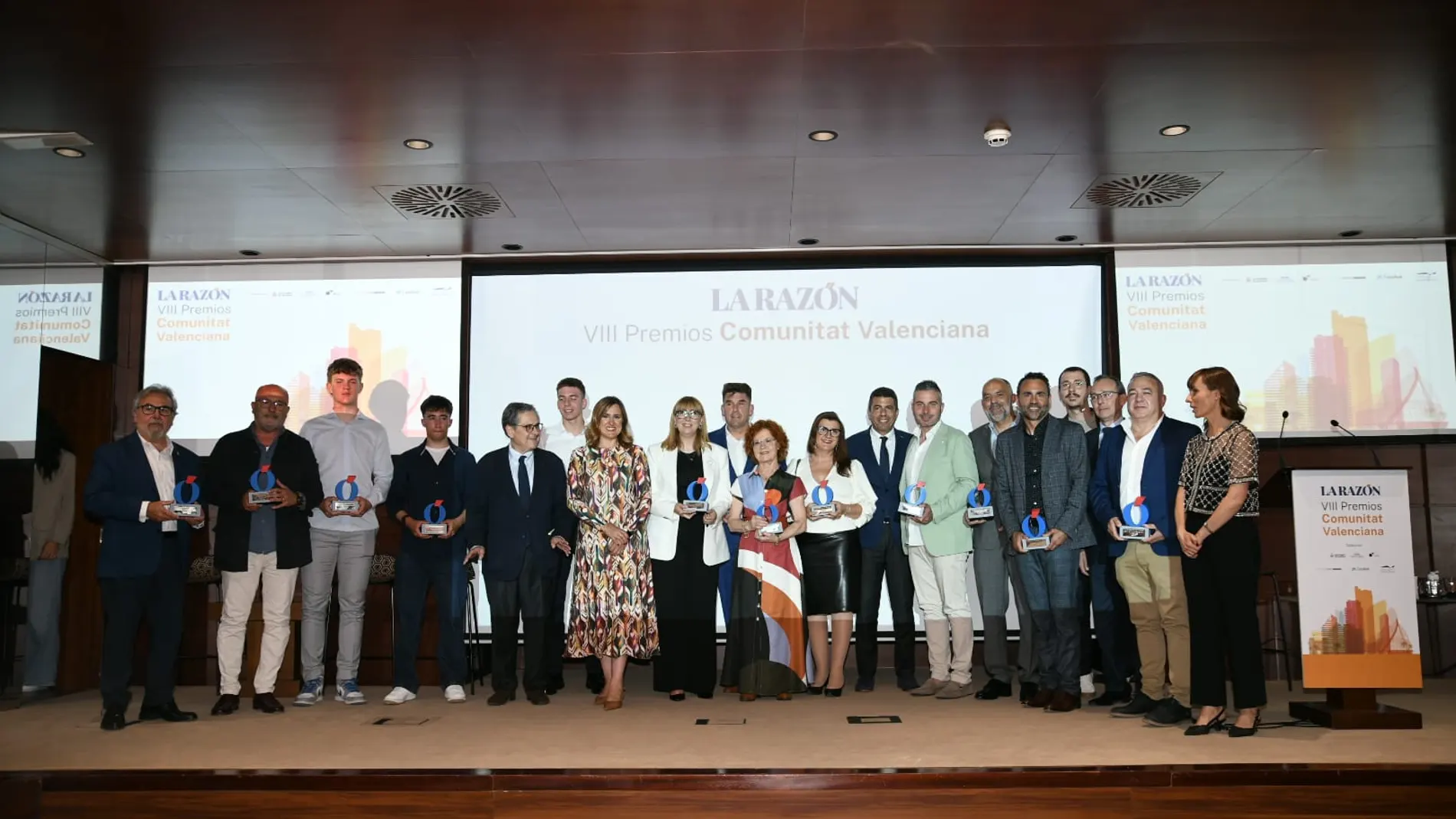 Los galardonados en los VIII Premios La Razón Comunidad Valenciana