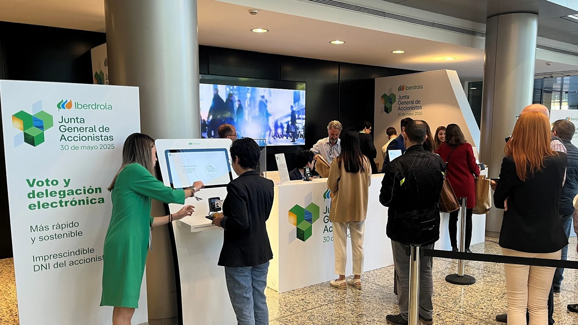 Apertura de los centros de atención al cliente