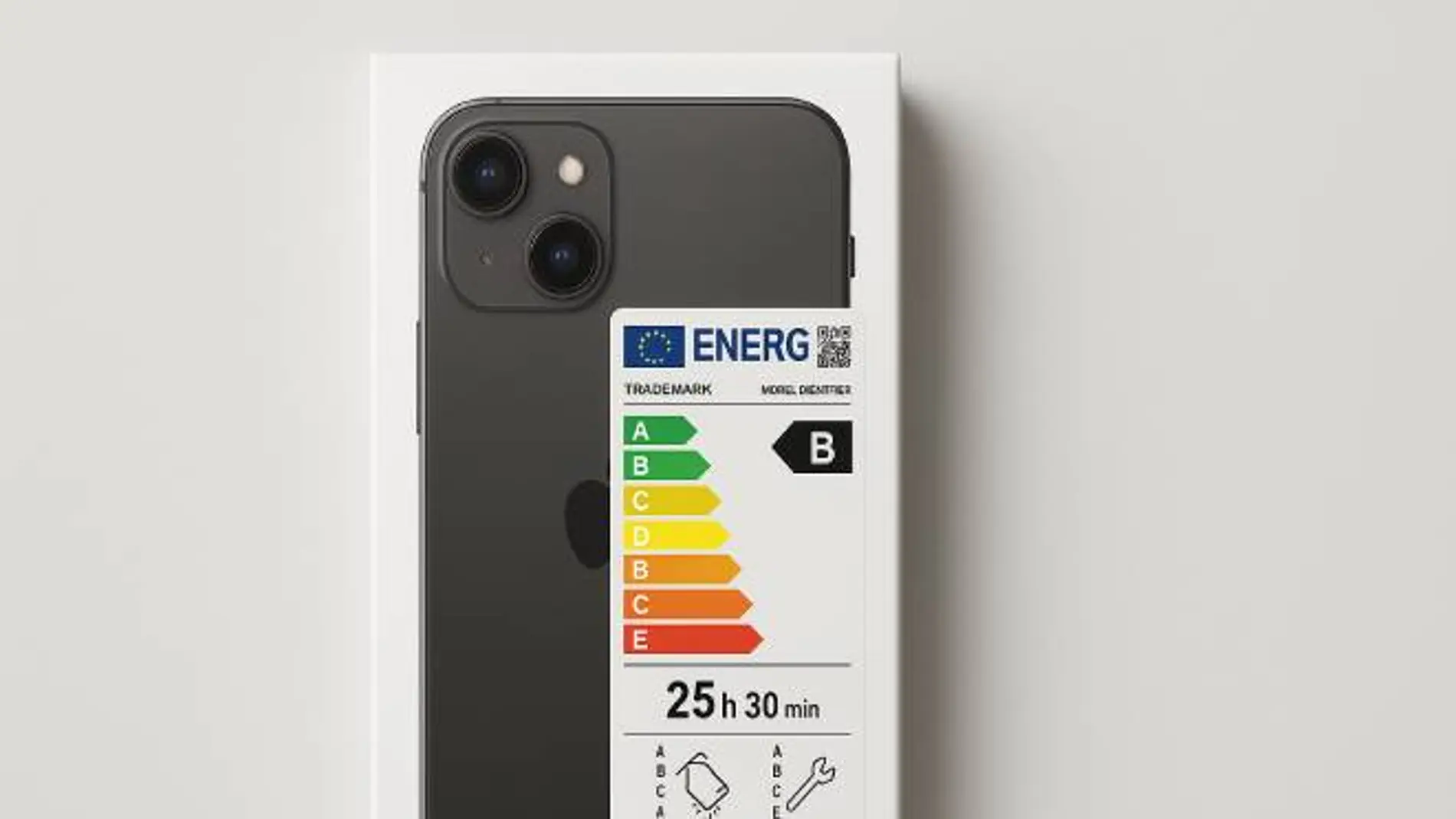 Cómo leer la nueva etiqueta energética que los móviles y tablets llevarán desde junio (Imagen IA).
