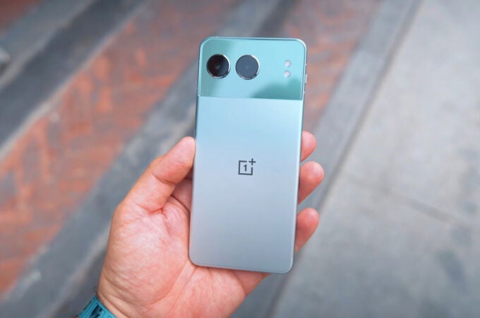 El OnePlus Nord 4 tiene una cámara principal de 50 megapíxeles con enfoque automático