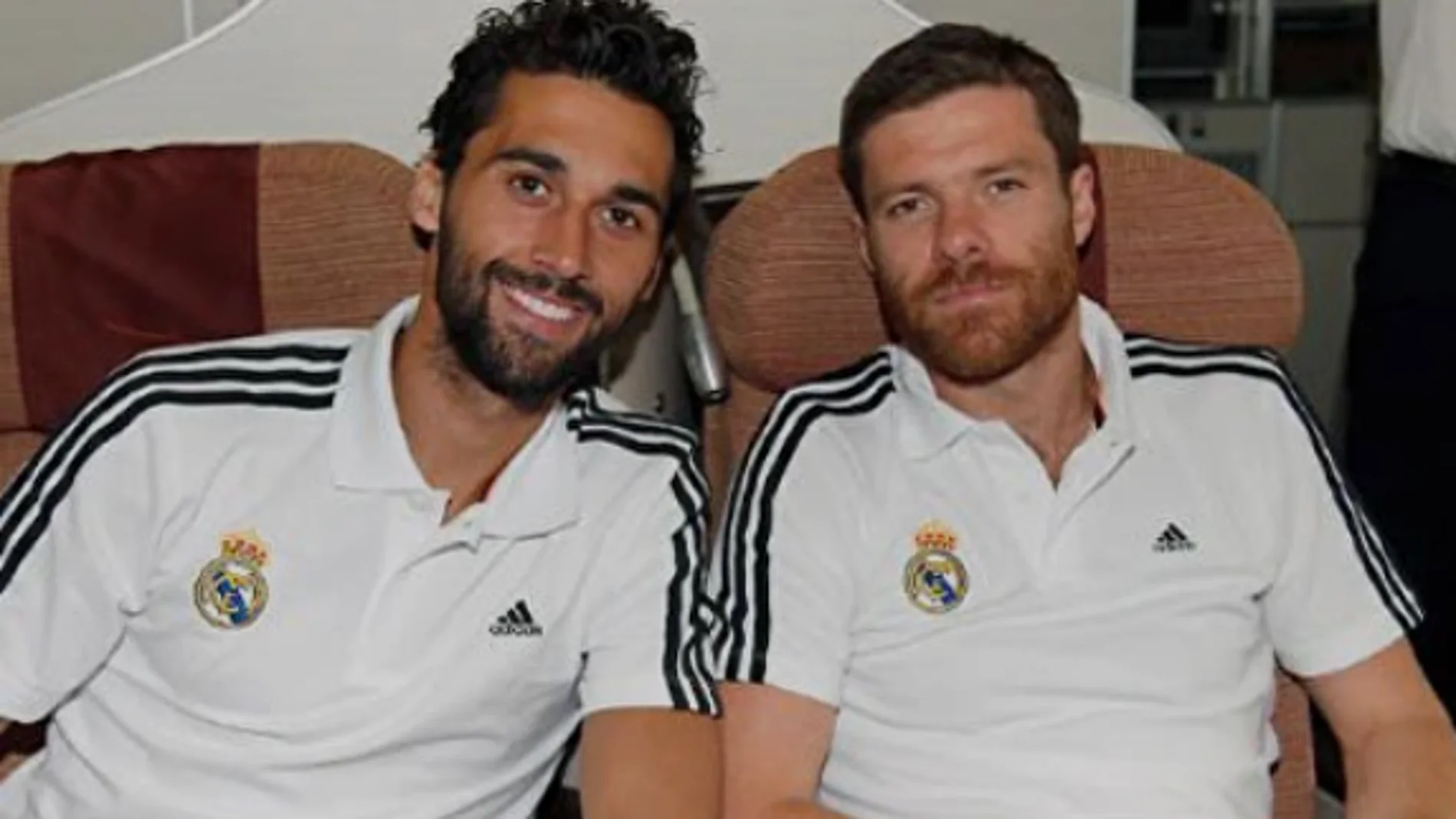 Arbeloa junto a Xabi Alonso