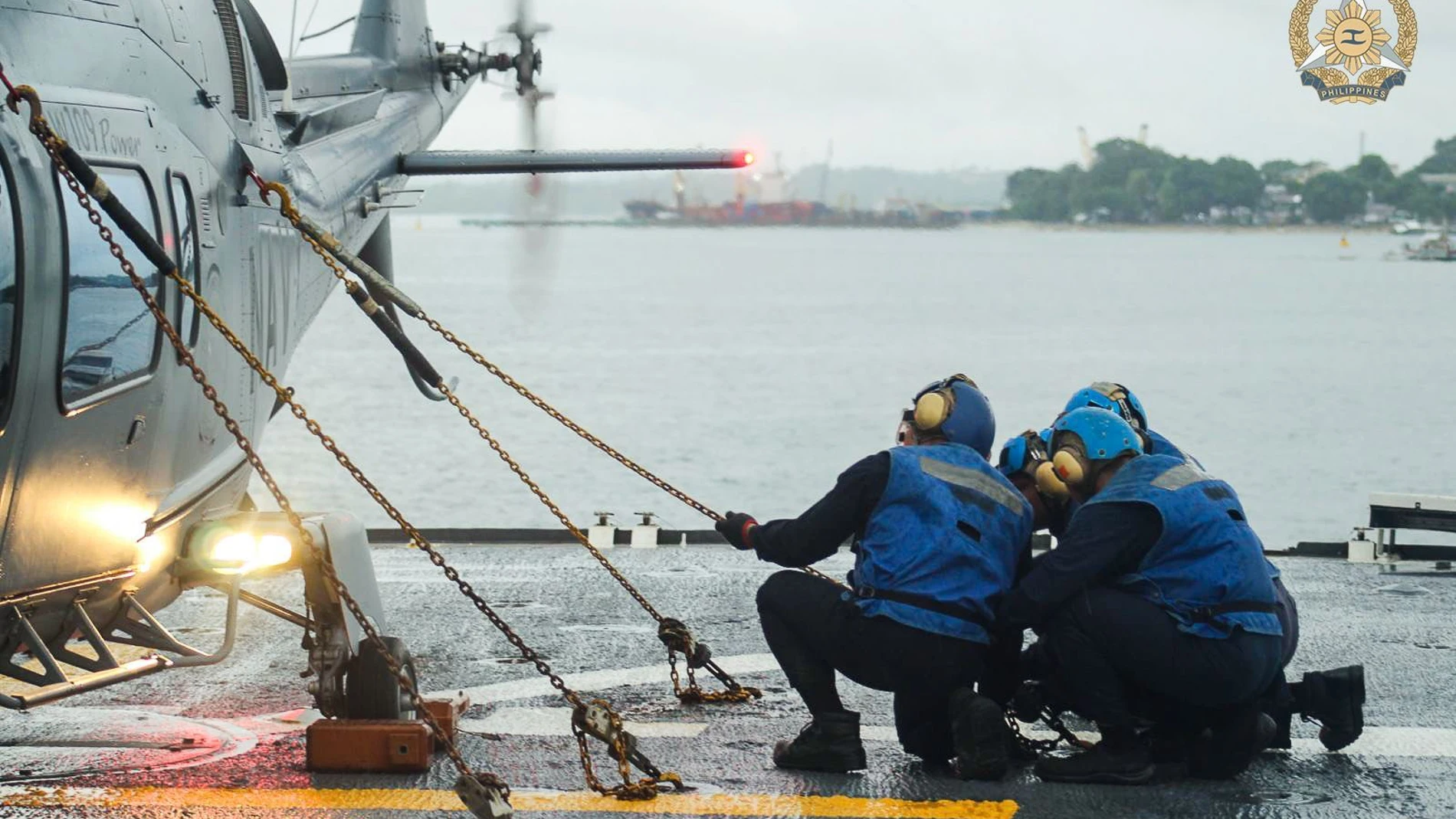 MANILA (FILIPINAS), 21/05/2025.- Las fuerzas armadas de Filipinas y Estados Unidos realizaron maniobras conjuntas en el mar de China Meridional, un ejercicio que por primera vez incluyó la participación conjunta de los guardacostas de ambos países, afirmó Manila este miércoles entre las tensiones con Pekín por sus disputas territoriales. EFE/Fuerzas Armadas de Filipinas