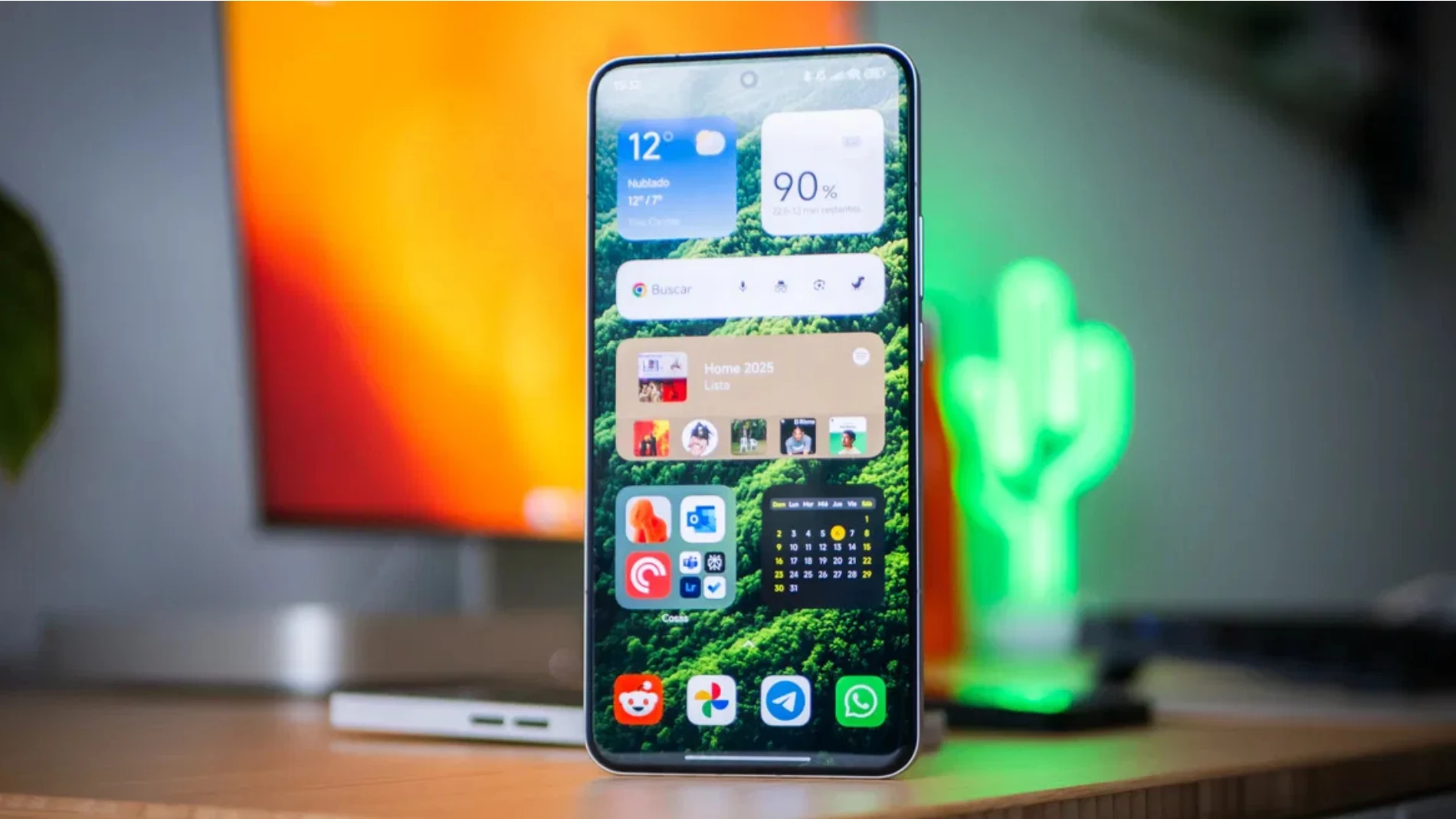 El Xiaomi 15 Ultra es uno de los primeros móviles de la marca en recibir la actualización a HyperOS 2.2