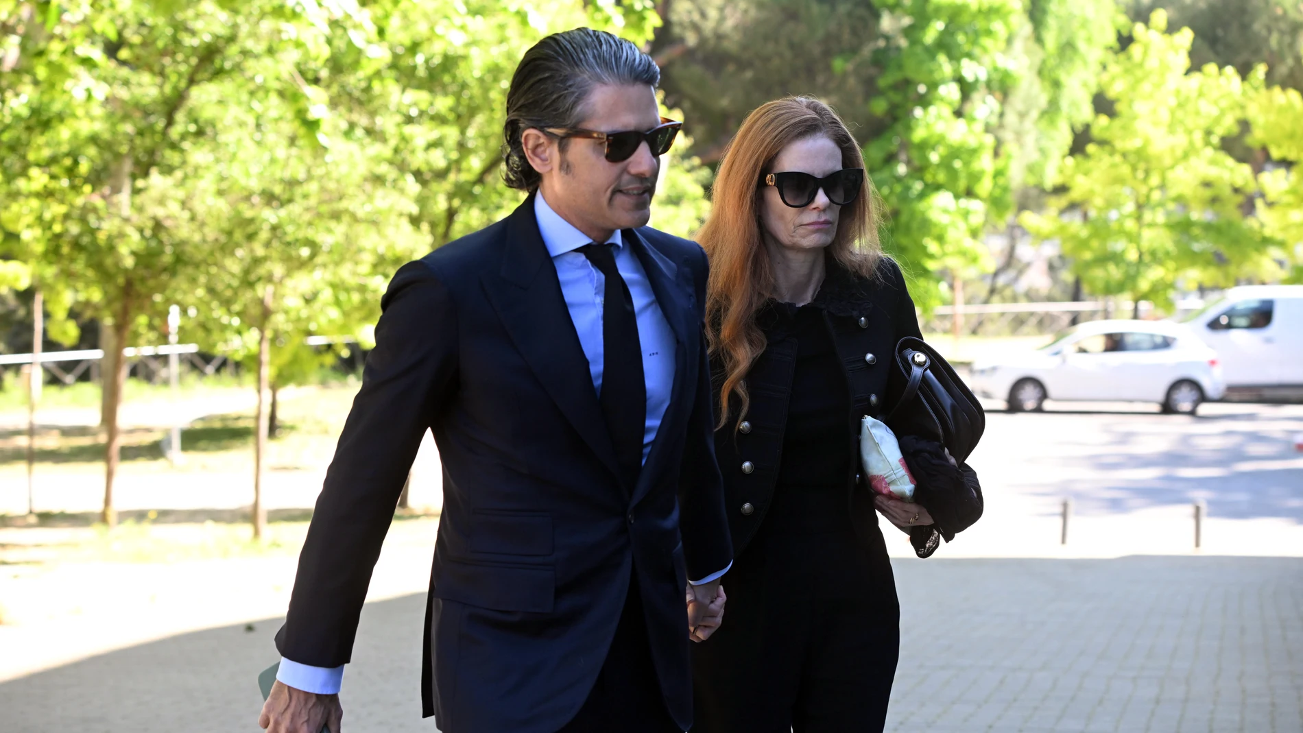 Julián Porras y Olivia de Borbón llegan al tanatorio de San Isidro tras el fallecimiento de Francisco de Borbón y Escasany, a 21 de mayo de 2025, en Madrid (España). TANATORIO;MUERTE;FRANCISCO DE BORBÓN Y ESCASANY;21 MAYO 2025 José Oliva / Europa Press 21/05/2025