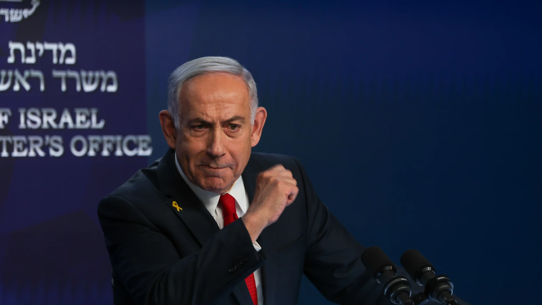 JERUSALEM (-), 21/05/2025.- Israeli Prime Minister Benjamin Netanyahu addresses a press conference in Jerusalem, 21 May 2025. (Jerusalén) EFE/EPA/RONEN ZVULUN / POOL