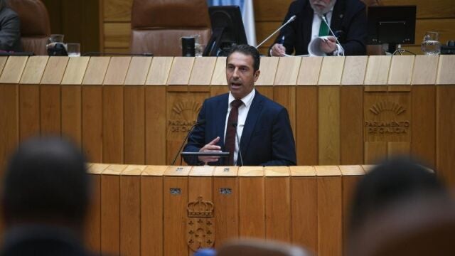 Alfonso Villares, en una intervención parlamentaria. 