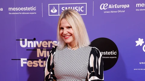 El look de firma española de Eugenia Martínez de Irujo para irse de concierto.