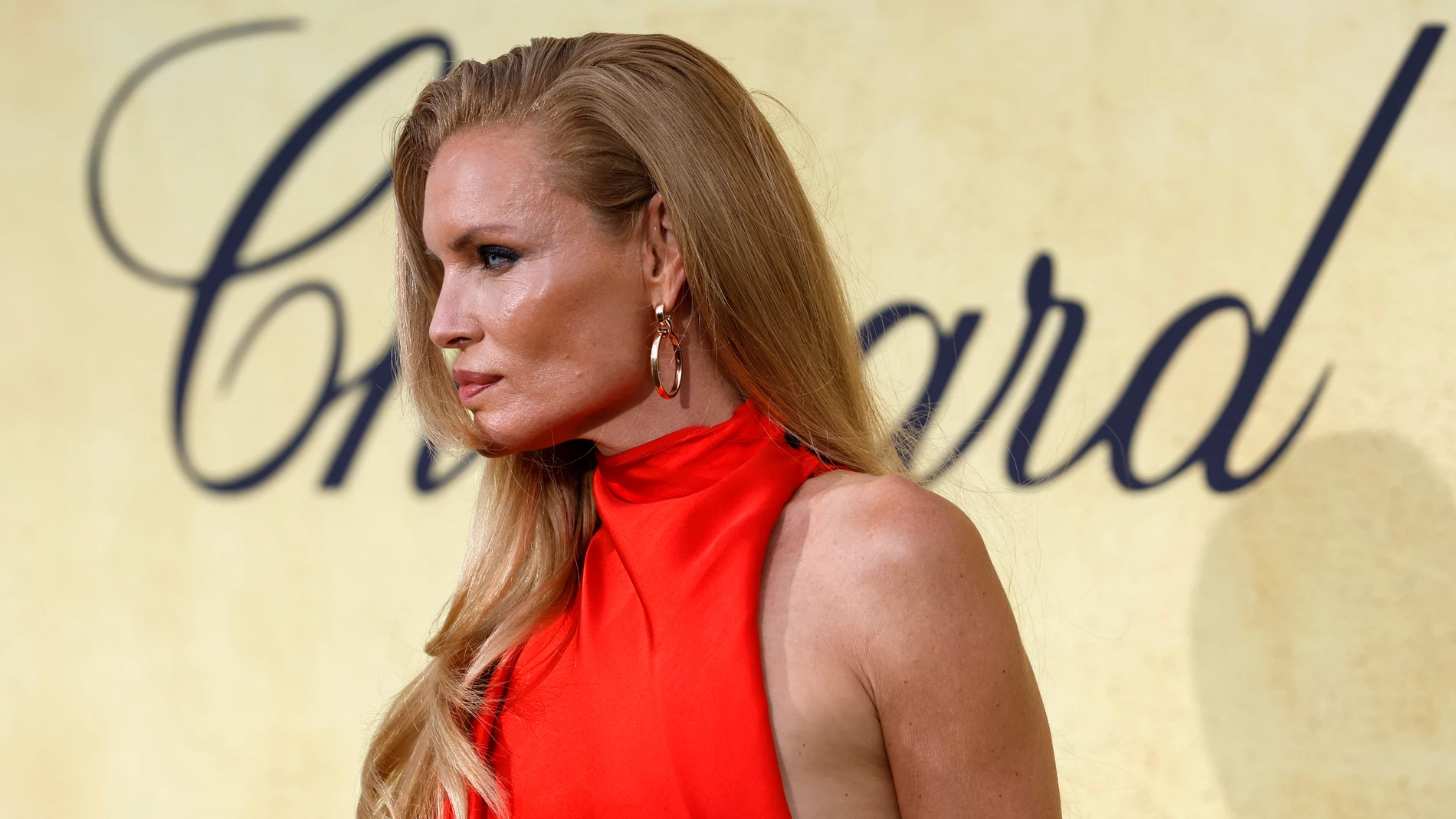 CAP D'ANTIBES (France), 22/05/2025.- Esther Canadas attends the amfAR Gala, held within the scope of the 78th annual Cannes Film Festival, in Cap D'Antibes, France, 22 May 2025. The film festival runs from 13 to 24 May 2025. (Cine, Francia) EFE/EPA/GUILLAUME HORCAJUELO