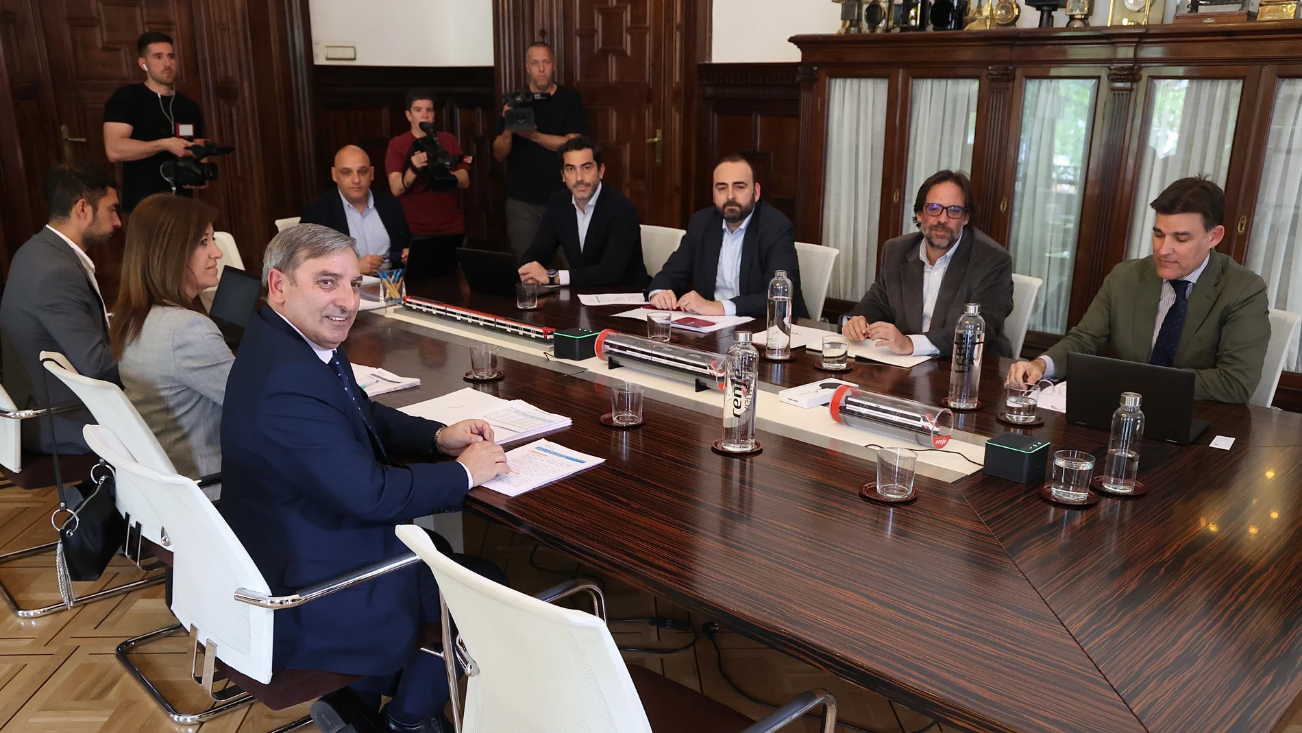 Sanz Merino durante la reunión con el presidente de Renfe