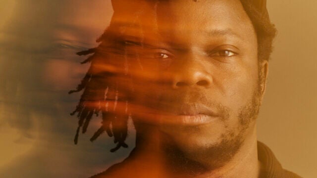 Un retrato del músico estadounidense Ambrose Akinmusire (Oakland, California, 1982)