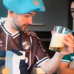 El tutorial de ElXokas para beber cerveza como los expertos: "Eso solo lo hacen los que no saben"