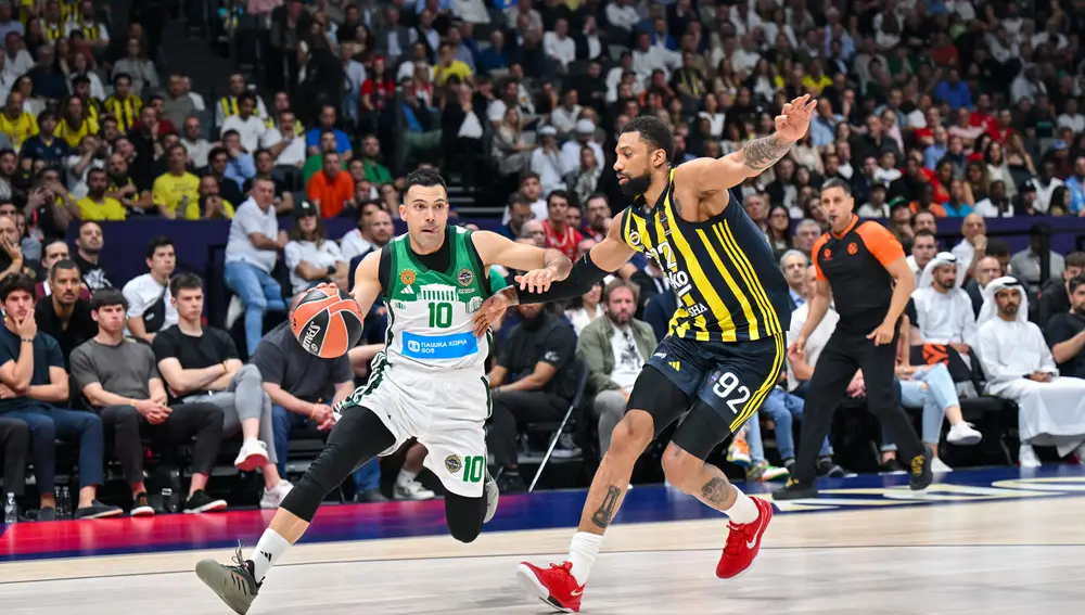 Basketball EuroLeague Final Four semifinal - Fenerbahce vs Panathinaikos