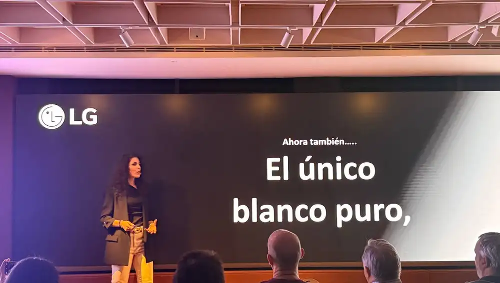 Raquel Gutiérrez, directora de Marketing de la división de Home Entertainment en LG España, en la presentación