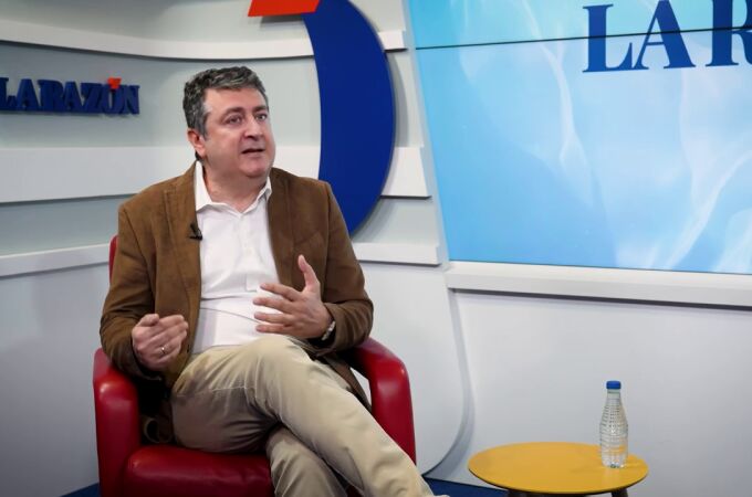 Raúl de Simón: "Solo el 5% de los fumadores que logra dejar el tabaco sin apoyo profesional sigue sin recaer al año" 