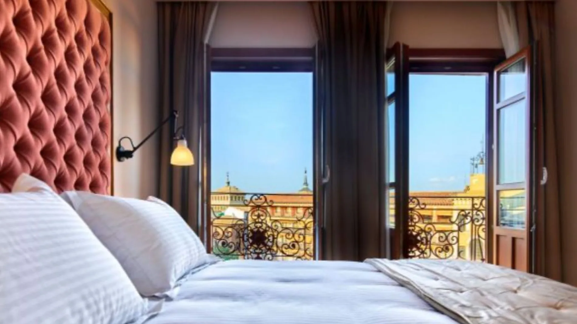Los hoteles confirman una Semana Santa de récord y superan las 400.000 pernoctaciones en un mes de abril por primera vez en la historia