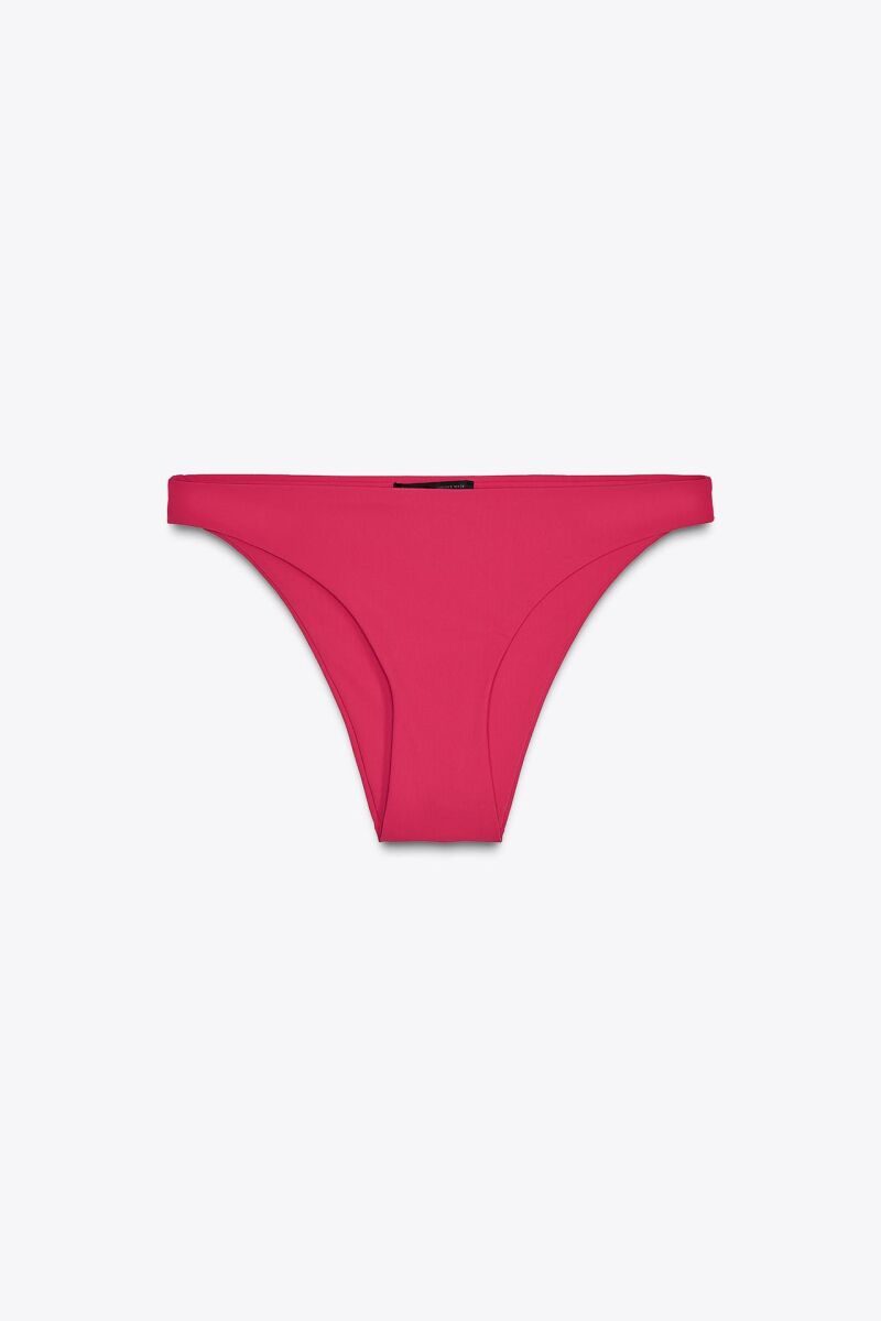 Braguita bikini.