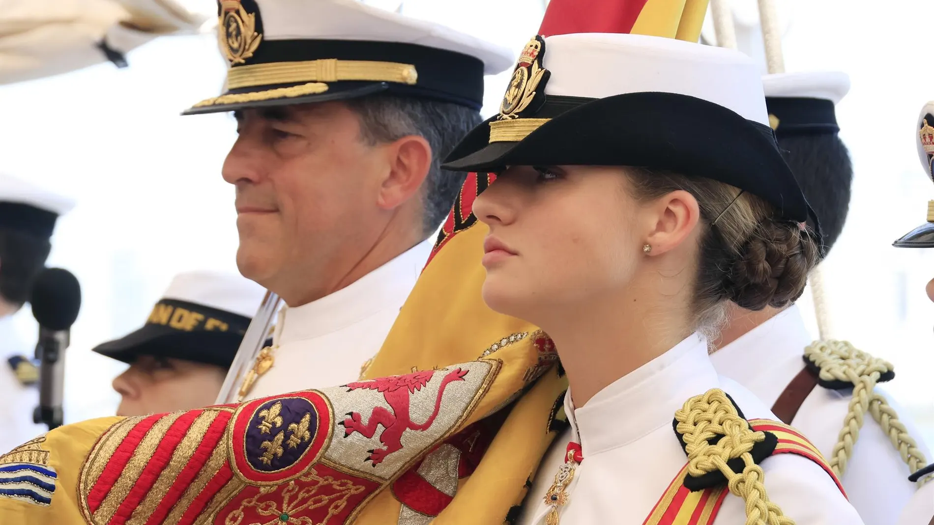 La Princesa Leonor se estrena en la radio con un mensaje de cariño para los españoles dedicados a la mar