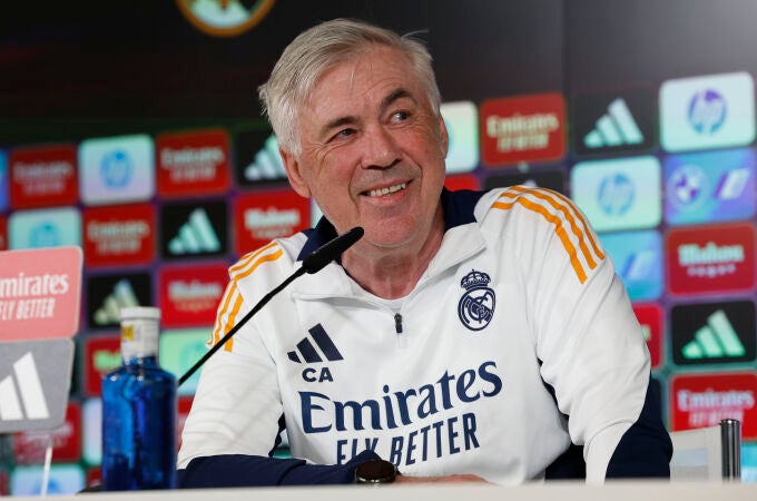 Ancelotti dirige su último entrenamiento como técnico del Real Madrid