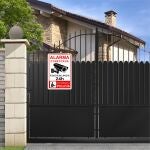 Cartel de alarma en una vivienda