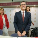 Félix Bolaños, este viernes, en la Comisión de Justicia del Senado. David Jar