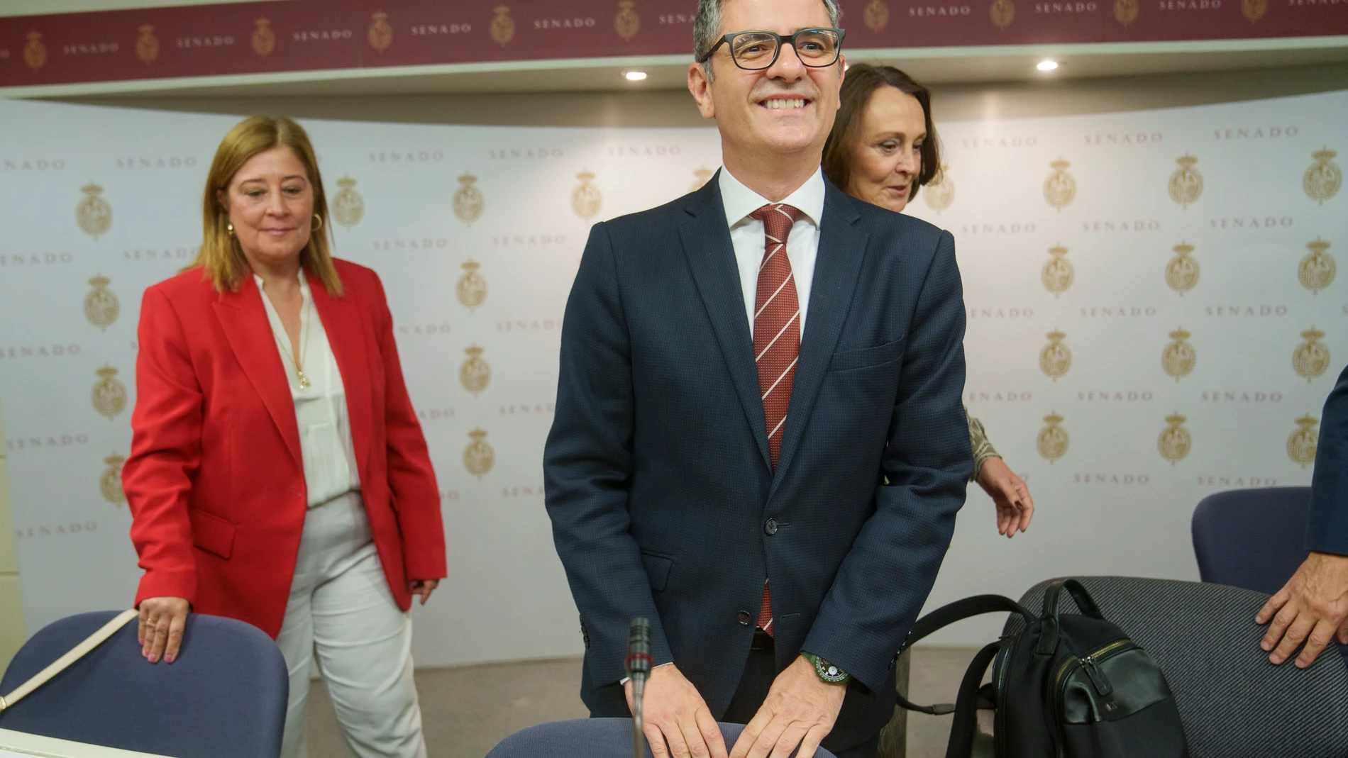 Félix Bolaños, este viernes, en la Comisión de Justicia del Senado