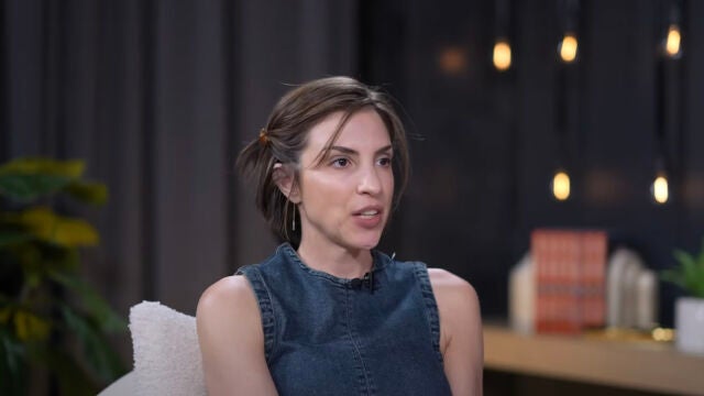 Psicóloga de Stanford revela la pregunta que transforma cualquier conversación 