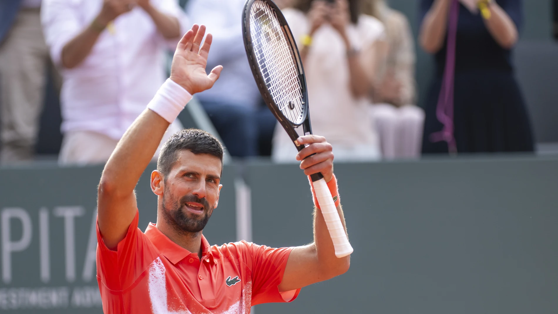 Geneva (Switzerland), 24/05/2025.- Novak Djokovic, of Serbia, reacts after winning against Hubert Hurkacz of Poland, during their final match at the ATP 250 Geneva Open tournament in Geneva, Switzerland, 24 May 2025. (Tenis, Polonia, Suiza, Ginebra) EFE/EPA/MARTIAL TREZZINI