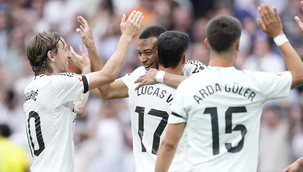 MADRID.-El Real Madrid cierra con triunfo su tarde de despedidas, mientras Mbappé acaricia la Bota de Oro