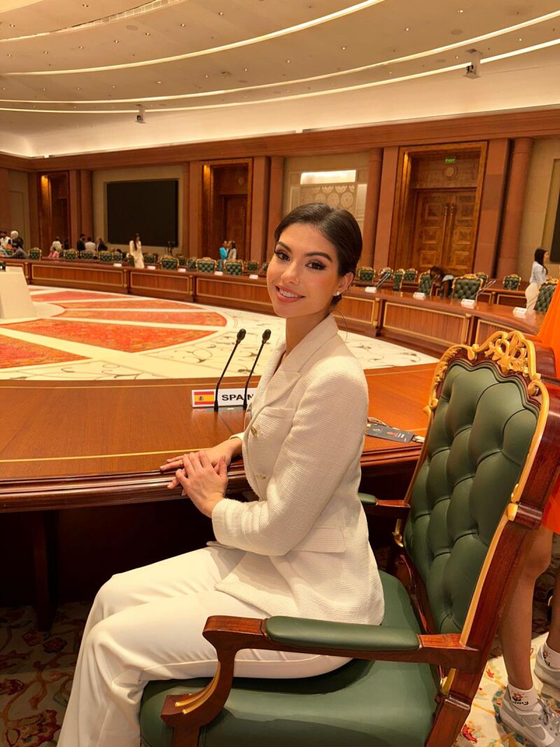 Paula Pérez durante el desafío Head to Head en Miss Mundo 2023