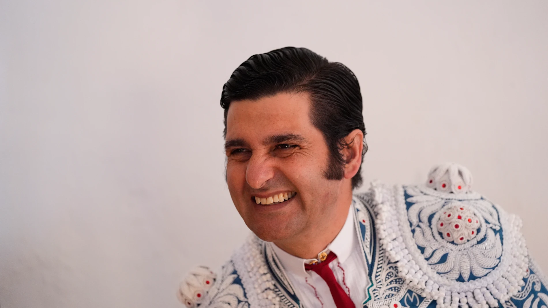El torero Morante de la Puebla durante el festejo de la Feria de Jerez de la Frontera. A 24 de mayo de 2025 en Jerez de la Frontera, Cádiz (Andalucía, España). Este sábado 24 de mayo se clausura el ciclo taurino de la Feria del Caballo 2025 con una corrida de alto nivel en la que destacan los nombres de Morante de la Puebla, Alejandro Talavante y Andrés Roca Rey. Los tres espadas, muy esperados por la afición, lidiarán un encierro de la prestigiosa ganadería de Jandilla, en una tarde que pro...