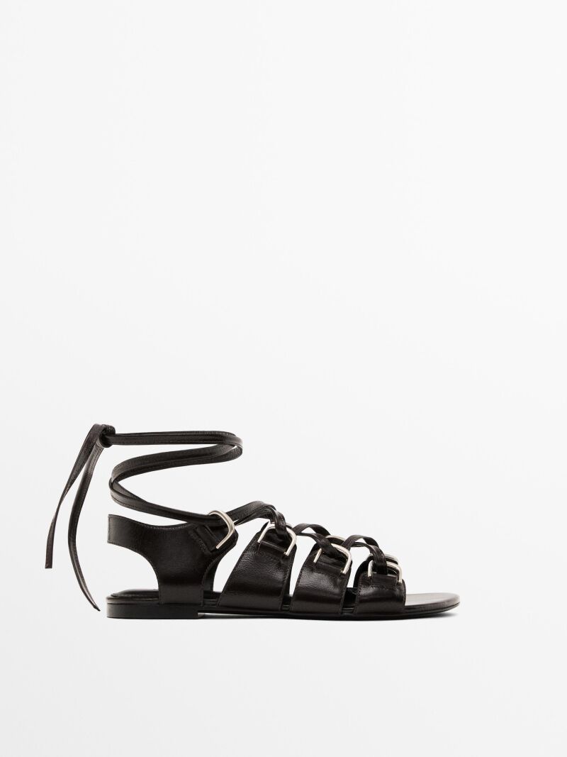 Sandalias romanas.