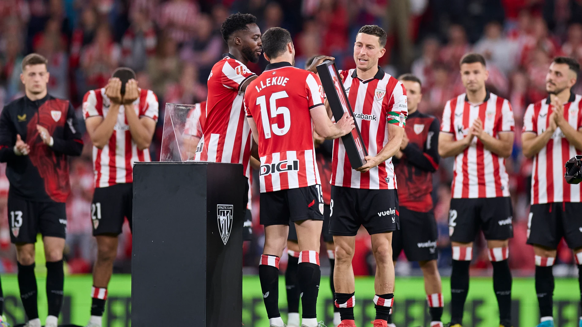 Oscar de Marcos of Athletic Club reacts during the LaLiga EA Sports match between Athletic Club and FC Barcelona at San Mames on May 25, 2025, in Bilbao, Spain. AFP7 25/05/2025 ONLY FOR USE IN SPAIN
