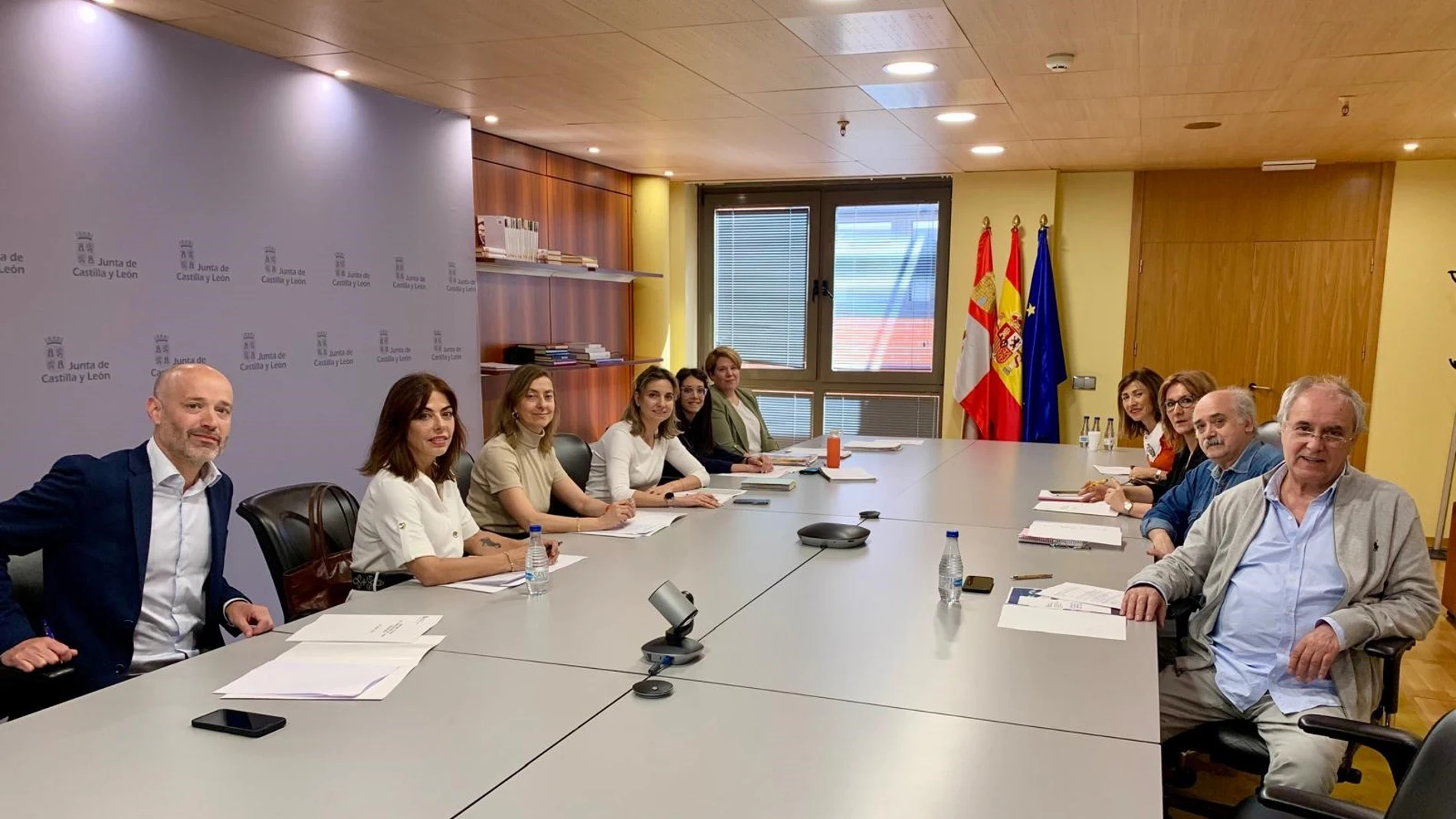 Miembros de la Comisión de Coordinación del Juego Responsable presidida por Irene Muñoz