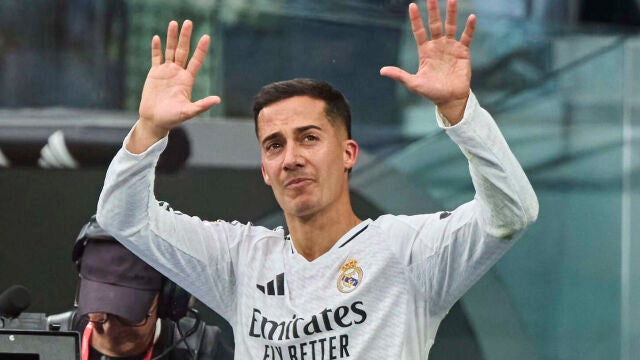 Real Madrid - Real Sociedad. Despedida Lucas Vazquez. La Liga. Ultima alineación del entrenador Carlo Ancelot