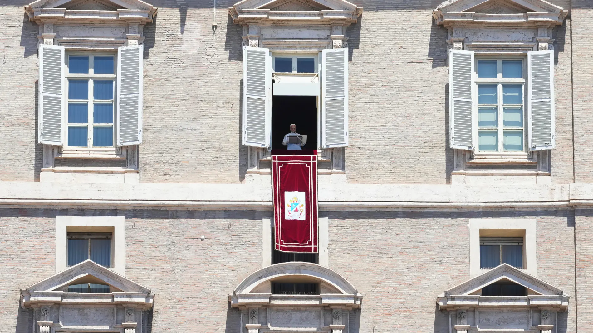 Pope Leo XIV blesses faithful and pilgrims gathered in St. Peter's Square for the Regina Caeli noon prayer, Sunday, May 25, 2025. (AP Photo/Andrew Medichini)
