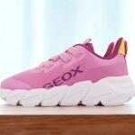 Amazon rebaja las Geox para niña que compiten con Skechers en comodidad y estilo