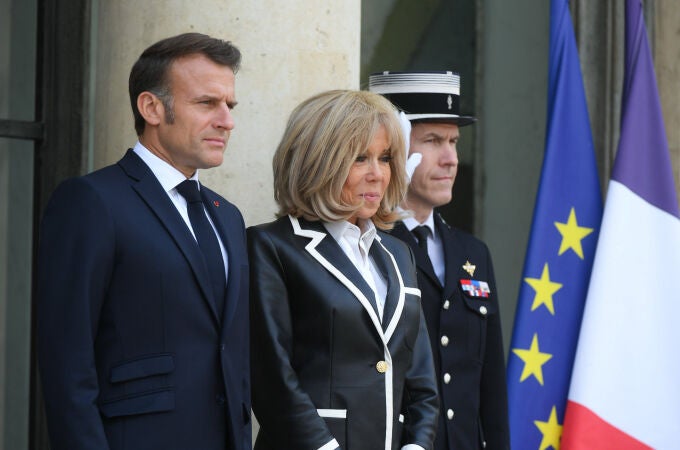 Emmanuel y Brigitte Macron en París
