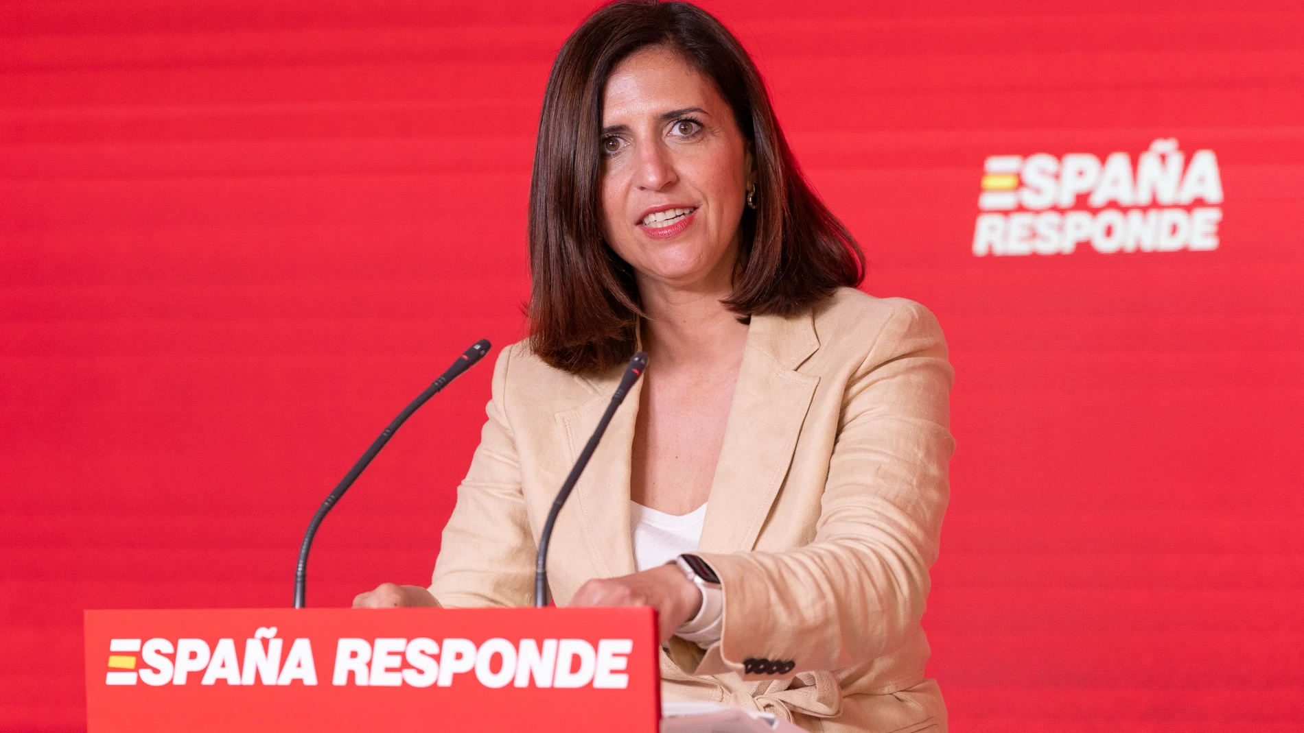 MADRID, 26/05/2025.- La portavoz de la Comisión Ejecutiva Federal del PSOE, Esther Peña, ofrece una rueda de prensa en la sede del PSOE en Madrid este lunes. EFE/PSOE/Eva Ercolanese / ***SOLO USO EDITORIAL/SOLO DISPONIBLE PARA ILUSTRAR LA NOTICIA QUE ACOMPAÑA (CRÉDITO OBLIGATORIO)***
