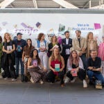 Los autores que han viajado en el Tren de la Cultura junto a la directora de la Feria del Libro de Madrid