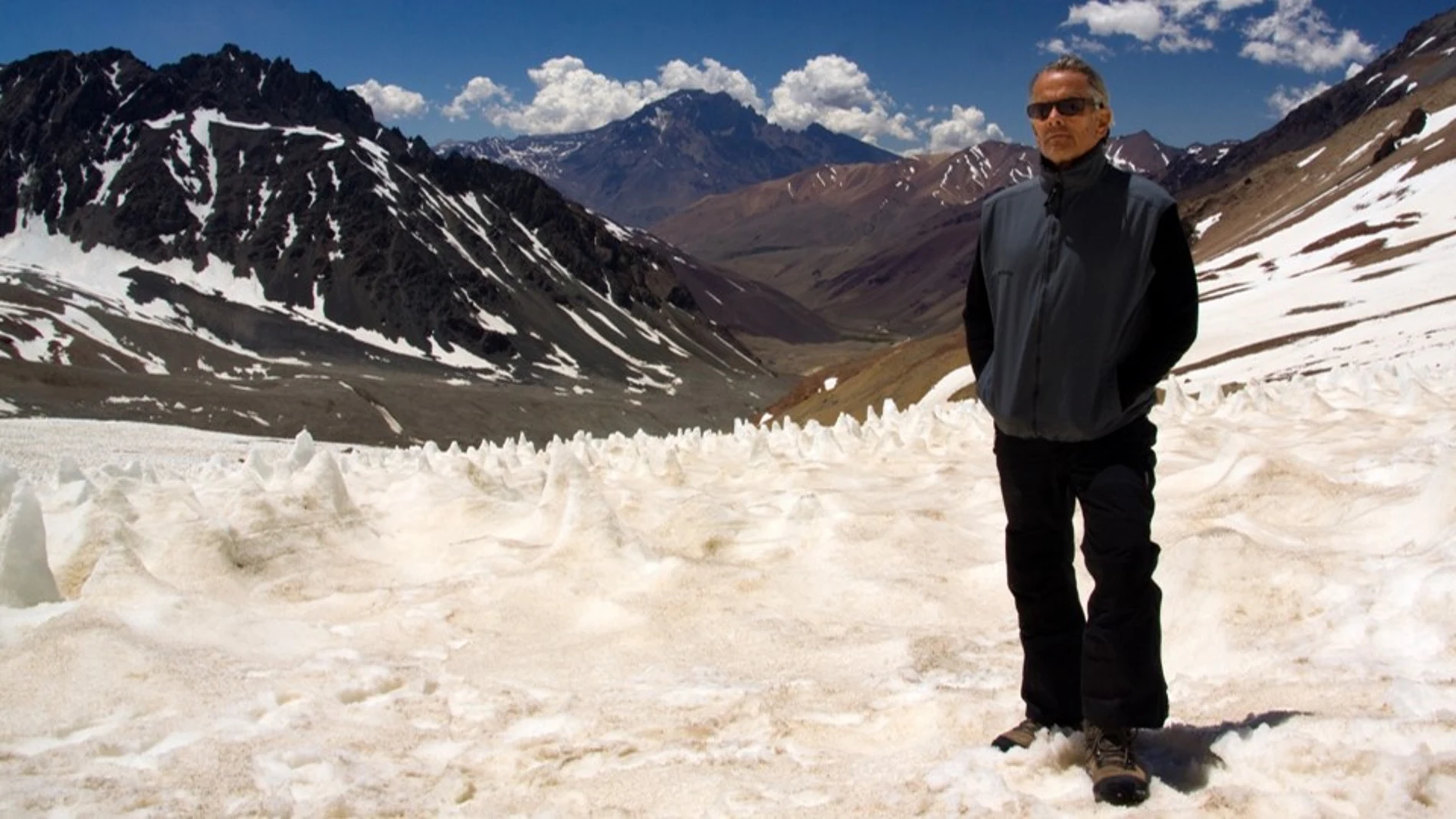 Eduardo Strauch en el Valle de las Lágrimas