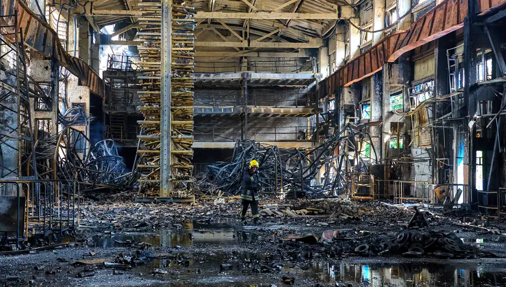 Warehouse damaged in large-scale attack on outskirts of Kharkiv