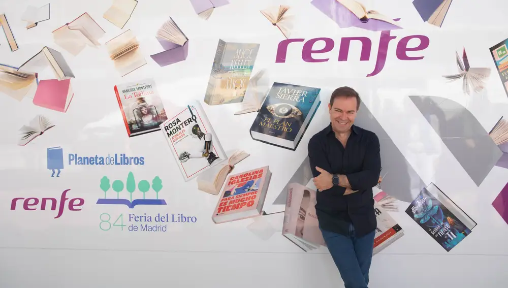 Javier Sierra, uno de los escritores que ha viajado en el Tren de la Cultura rumbo a Valencia