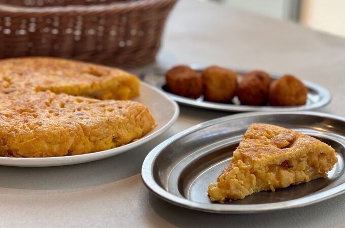 Tortillas y croquetas, la nueva oferta gastronómica en el Roig Arena de Valencia