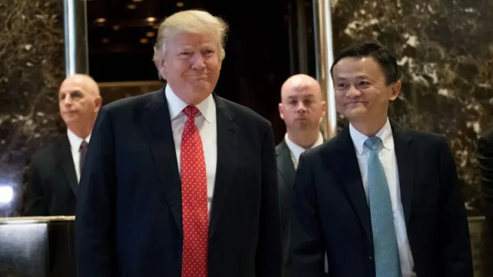 Donald Trump y Jack Ma durante un evento público en el año 2017