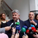 El presidente de la delegación del Parlamento Europeo, el europarlamentario polaco Bogdan Rzonca