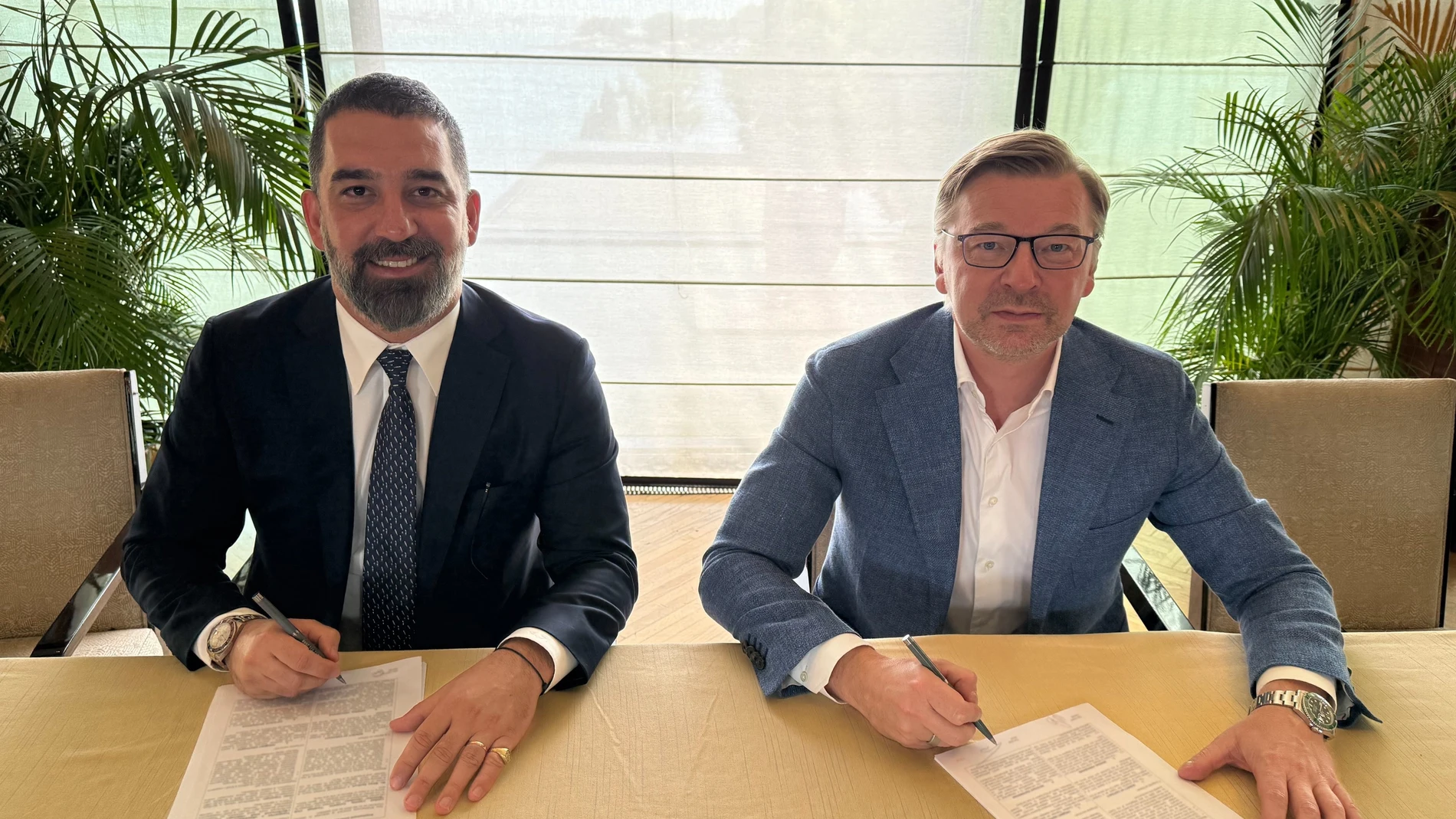 El turco Arda Turan, nuevo entrenador del Shakhtar Donetsk REMITIDA / HANDOUT por SHAKHTAR DONETSK Fotografía remitida a medios de comunicación exclusivamente para ilustrar la noticia a la que hace referencia la imagen, y citando la procedencia de la imagen en la firma 27/05/2025